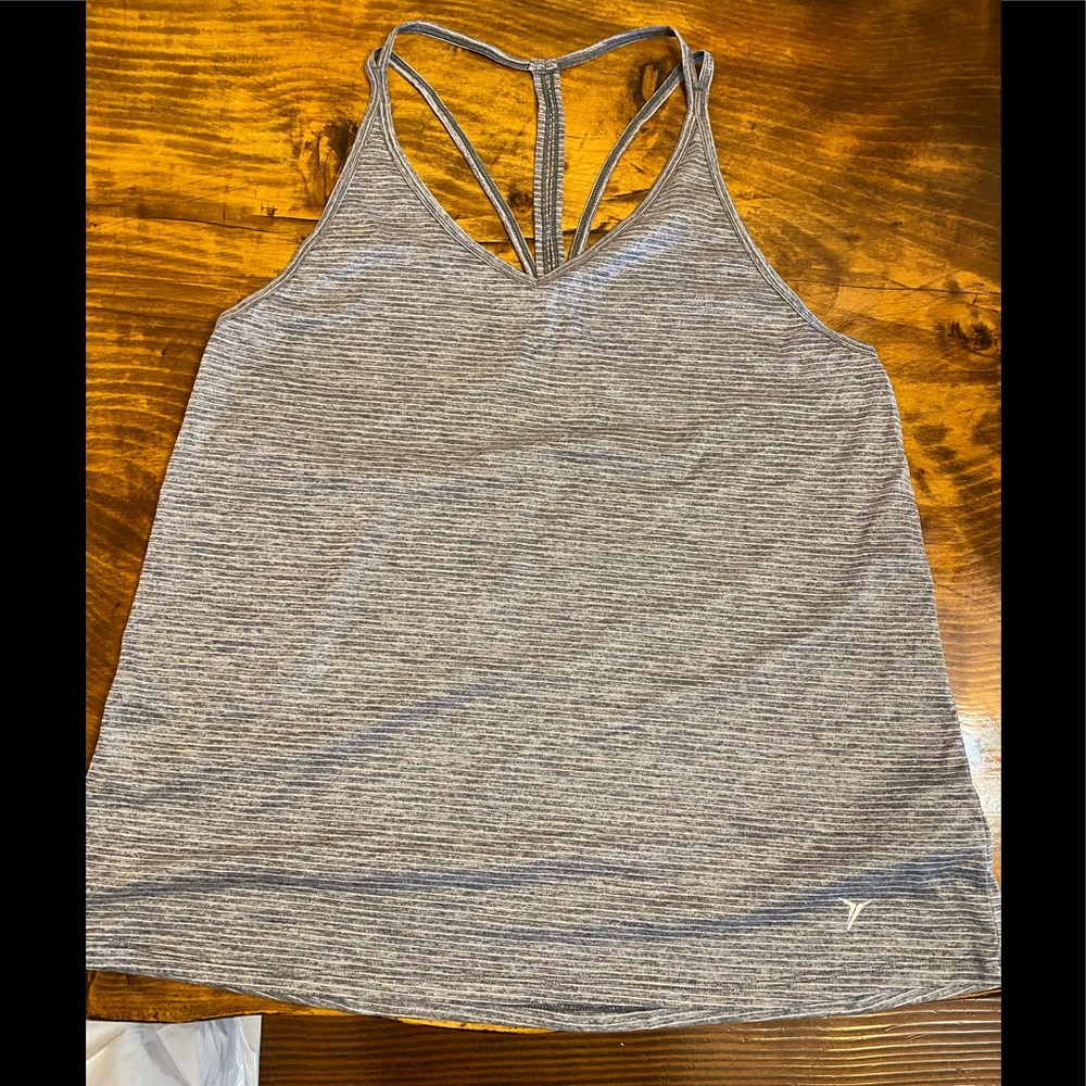 Old Navy top